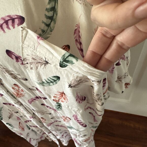 Torrid Button Up Top Bird Feathers Plus Sz 5X Boho Nature Stretch Pocket White - Picture 2 of 12